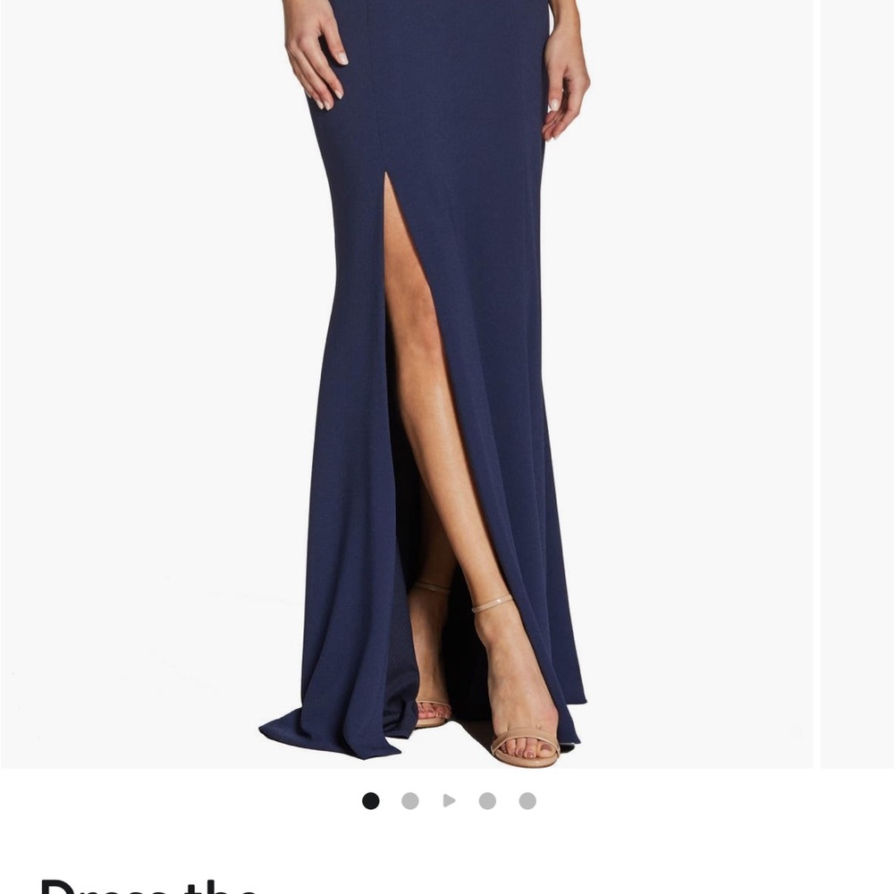 Elegant Navy Blue Evening Gown